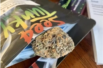 Leafly ile çevrimiçi ot teslimatı nasıl sipariş edilir